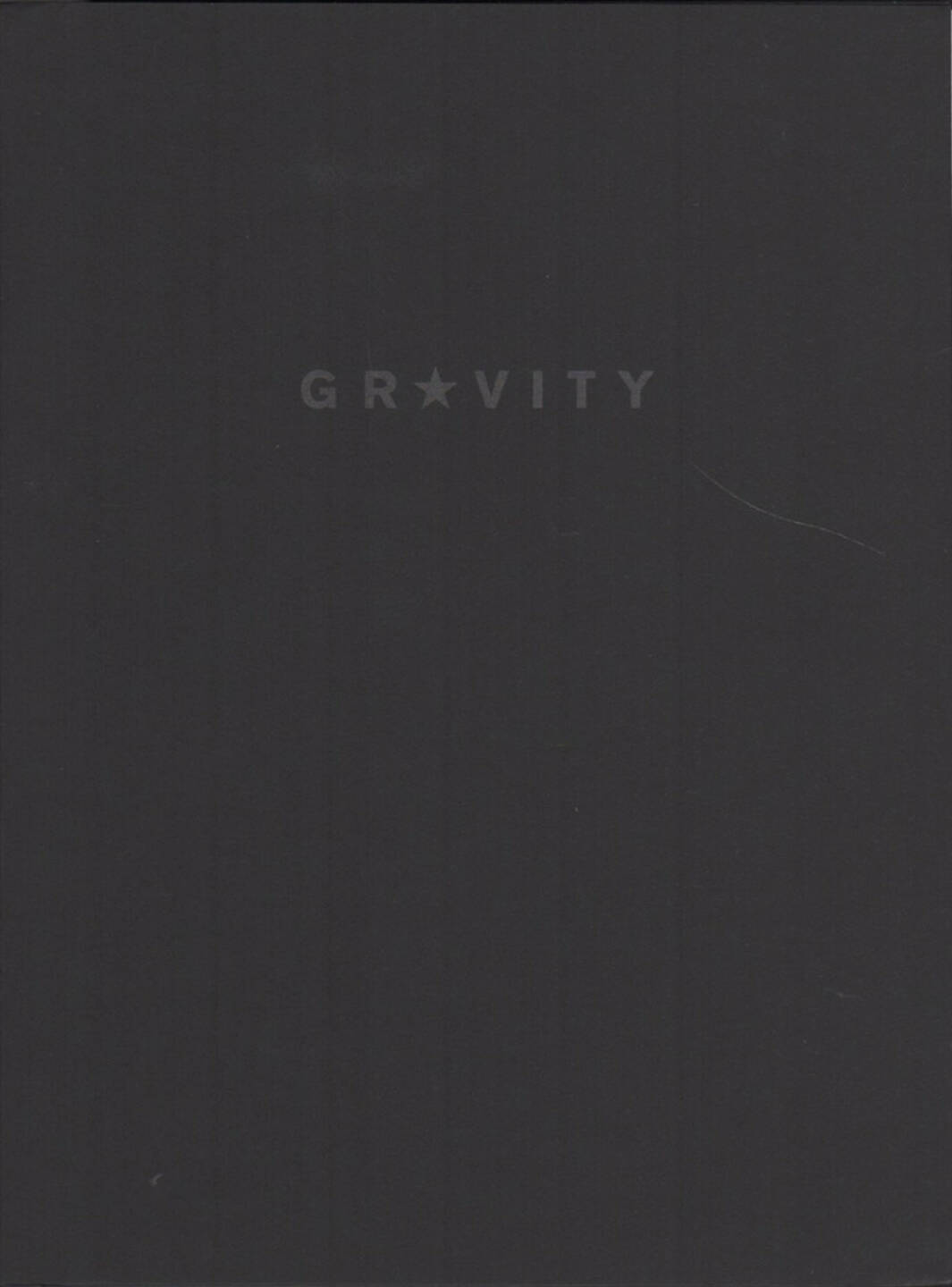 Michel Mazzoni - Gravity, Arp2 Publishing & Editions Enigmatiques 2015, Cover - http://josefchladek.com/book/michel_mazzoni_-_gravity