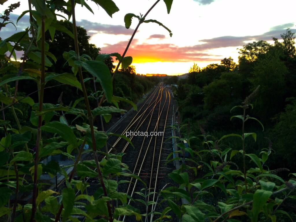 Sonnenaufgang, Eisenbahn, Bahn, Schienen, © Martina Draper (29.07.2015) 