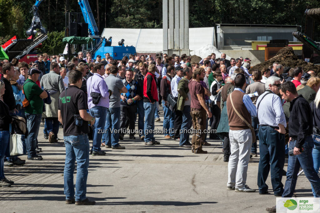 Arge Kompost & Biogas Österreich: Demoshow der Branche und „KompOskar“ : 4. internationaler Praktikertag (IPT) Kompostierung und Biomasseaufbereitung : Umsetzgeräte, Siebanlagen, Schredder, Hacker, Radlader und vieles mehr werden im Praxisbetrieb vorgestellt. Alle namhaften mitteleuropäischen und österreichischen Umwelttechnikspezialisten werden dabei sein und wieder Neues und Bewährtes für eine erfolgreiche Kompostierung und Biomasseaufbereitung präsentieren : Fotograf: Reisenhofer Richard/Fotocredit: akbö, © Aussender (13.08.2015) 