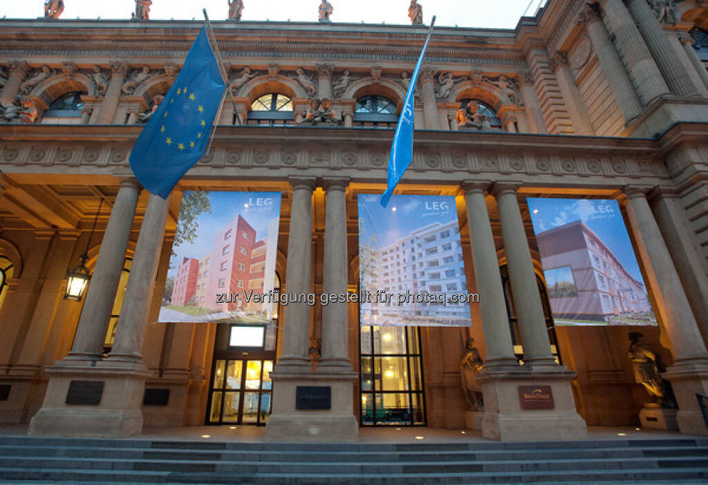 Deutsche Börse in Frankfurt zum LEG-Börsengang  (17.03.2013) 