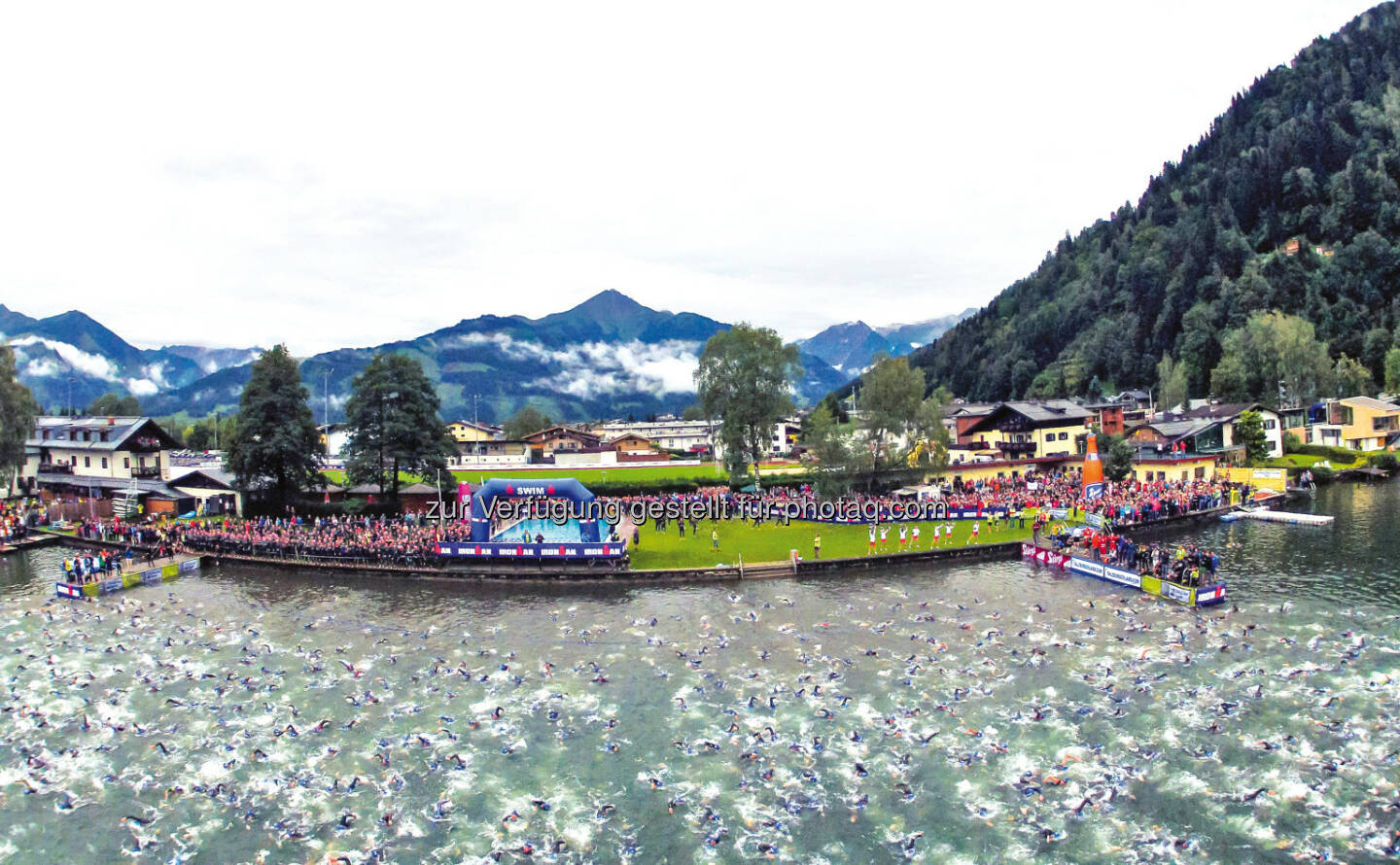 Zell am See-Kaprun: Premiere in Europa und Berichterstattung auf allen Kanälen: Ironman 70.3 Weltmeisterschaft in Zell am See-Kaprun : Zum ersten Mal in der Geschichte des Ironman 70.3 wird die Weltmeisterschaft auf dem europäischen Kontinent ausgetragen : © Fotograf: EXPA/ Markus Meisnitzer/Fotocredit: EXPA Pictures