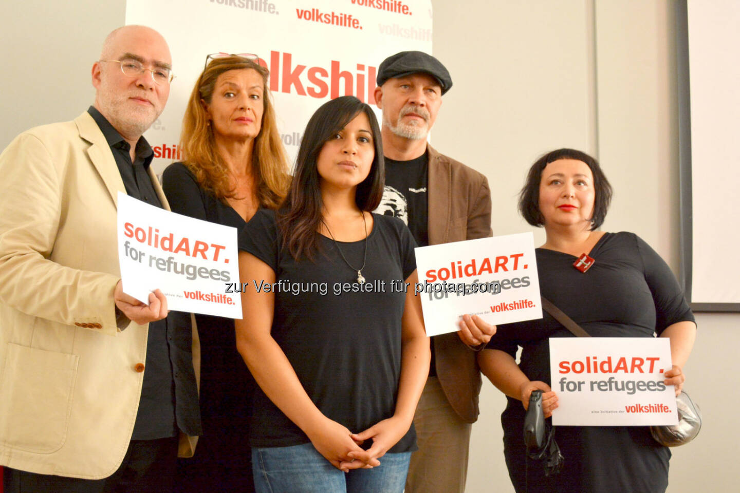 Vladimir Vertlib, Sabine Gruber, Nadia Rida, Erich Fenninger, Julya Rabinowich : Volkshilfe ruft Plattform „solidART for refugees“ ins Leben : KünstlerInnen, Aktivistin und Volkshilfe engagieren sich für Flüchtlinge : © Matthias Hütter