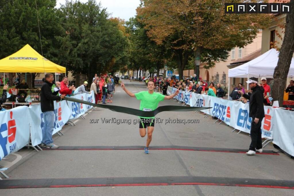 Stammersdorfer Winzerlauf 2015, © MaxFun Sports (09.09.2015) 