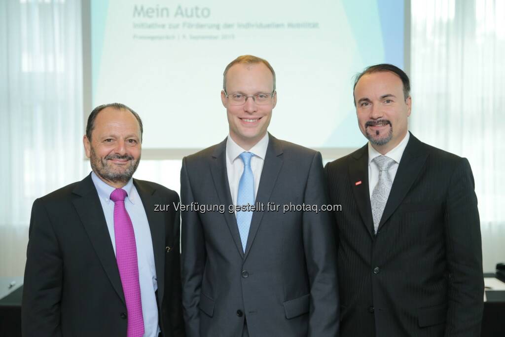 Alexander Biach (Finanzreferent von „Mein Auto“ & Direktor Wirtschaftsbund Wien), Burkhard Ernst (Obmann von „Mein Auto“ & Bundesgremialobmann des Fahrzeughandels), Gerald Kumnig (Generalsekretär des Arbö) : Neue Initiative „Mein Auto“ fordert Erleichterungen für Autofahrer in Wien : Fotocredit: Mein Auto/APA-Fotoservice/Hinterramskogler, © Aussender (09.09.2015) 