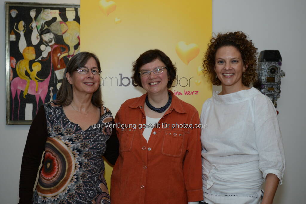 Karin Richman (Executive Assistant, EMC Computer Systems Austria GmbH), Monika Rosen (Vice President, Head of PB Research, Global Investment Strategy, Unicredit Bank Austria), Sabine Hoffmann (CEO ambuzzador), © ©ambuzzador GmbH/©Alexandra Ebert (14.09.2015) 