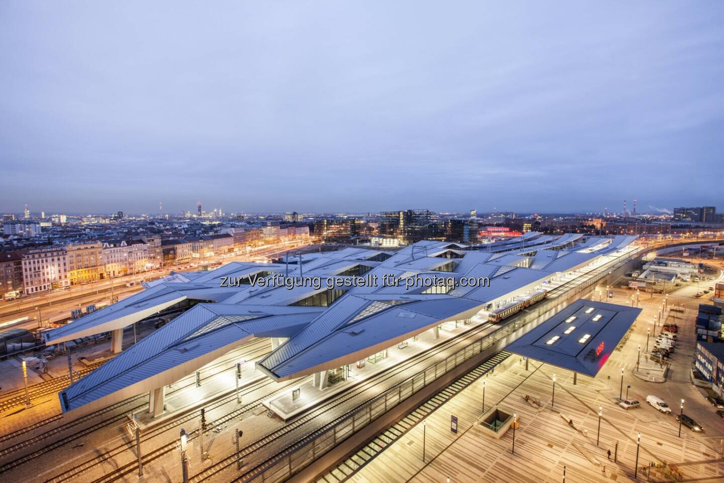 Unger Steel Group: Ausgezeichnet: Unger erhält Europäischen Stahlbaupreis für Rautendach am neuen Wiener Hauptbahnhof (C) Unger Steel Group