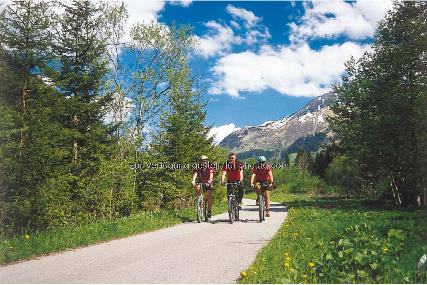 4-Rad-Sterne für Via Claudia Augusta : Die alpenüberquerende Radtour Via Claudia Augusta auf den Spuren der Römer, führt von Donauwörth bis nach Venedig : Fotocredit: Arge Via Claudia Augusta