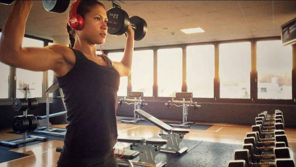 Kraft Power Muskeln  Annabelle-Mary Konczer (21.09.2015)