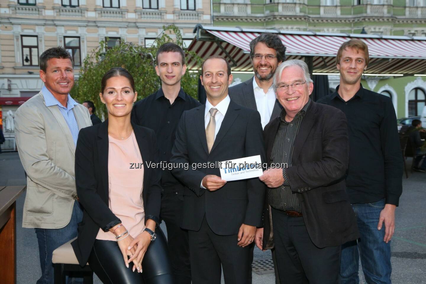 Timbatec Österreich Team : Reinhold Schwarzbacher, Meta Walenta, Benjamin Zinschitz, Tamir Pixner, Stefan Zöllig, Wolfgang Winter, Yannic Muchitsch : Holzbau in höchster Perfektion : Timbatec Holzbauingenieure GmbH in Wien eröffnet : Fotocredit: Timbatec Holzbauingenieure GmbH/APA-Fotoservice/Schedl