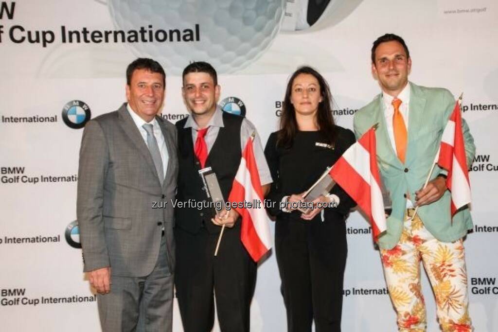 Kurt Egloff (BMW Group Austria Geschäftsführer), Alexander Pessl, Kathrin Klaus, Michael Kobliha : Die Sieger beim österreichischen Landesfinale des BMW Golf Cups International 2015 : © BMW Group, © Aussendung (22.09.2015) 