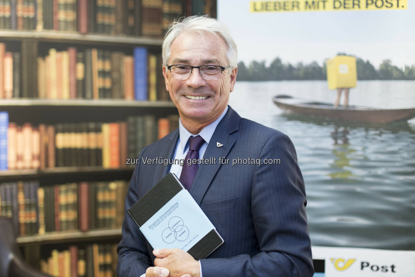 Georg Pölzl (Generaldirektor der Österreichischen Post AG) : publiziert Handbuch zur Unternehmensführung : 
111 praxiserprobte Konzepte zu Strategie, Organisation und Leadership : Fotocredit: Österreichische Post/Wallmüller