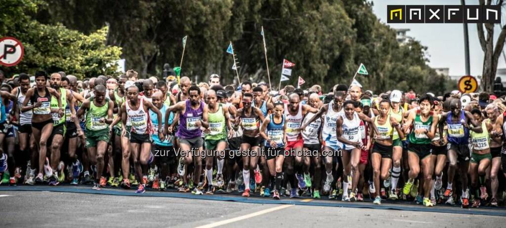 Kapstadt Marathon, Start, © Gerhard Böhm aus Kapstadt für MaxFun Sports (27.09.2015) 