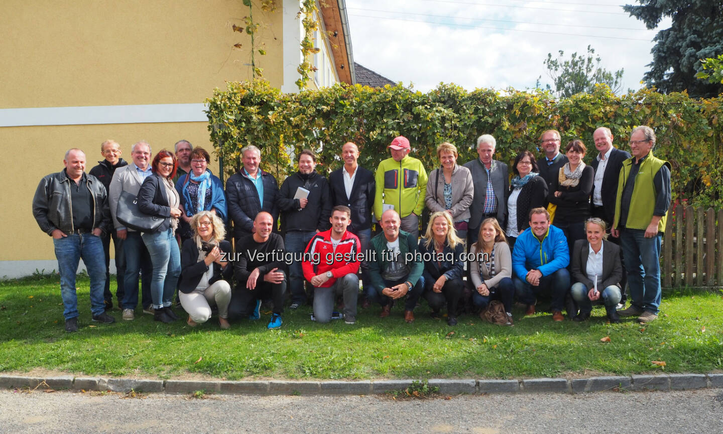 Bieraffine Betriebe und Organisatoren aus dem Mühlviertel treffen sich zum Netzwerken und Produktentwickeln : Auch Hopfenbauern beim Tourismus an Board : Das grenzübergreifende Projekt BierWeltRegion nimmt immer weiter Form an. Mehr als 40 Betriebe aus dem Mühlviertel haben sich dazu entschlossen, gemeinsam rund um das Thema Bier touristische Produkte zu entwickeln : Fotocredit: Mühlviertel Marken GmbH/Stiendl