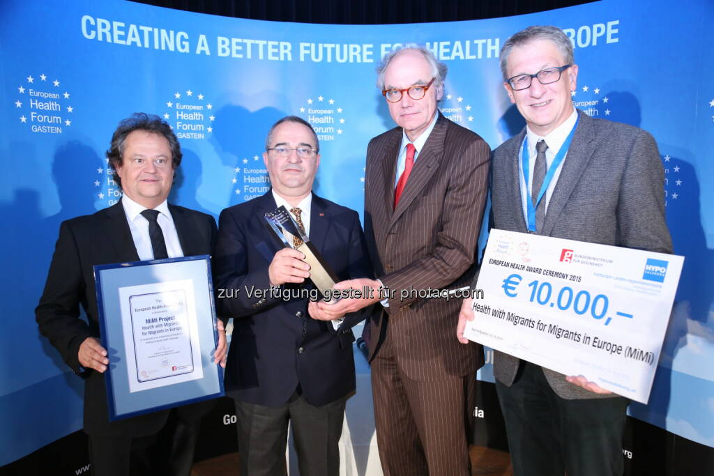 Ingo Raimon (President, Fopi), Ramazan Salman (GF Ethno-Medizinischen Zentrums /MiMi Projekt, Gewinner EHA 2015), Helmut Brand (Präsident, Internationales Forum Gastein), Peter Brosch (Head of Department, Austrian Federal Ministry of Health) : „European Health Award“ 2015 für MiMi-Projekt : Ehrenamtliches Gesundheitsprojekt für Migrantinnen und Migranten beim European Health Forum Gastein (Ehfg) ausgezeichnet : Fotocredit: Credits Ehfg 2015, framez.tv, © Aussendung (02.10.2015) 