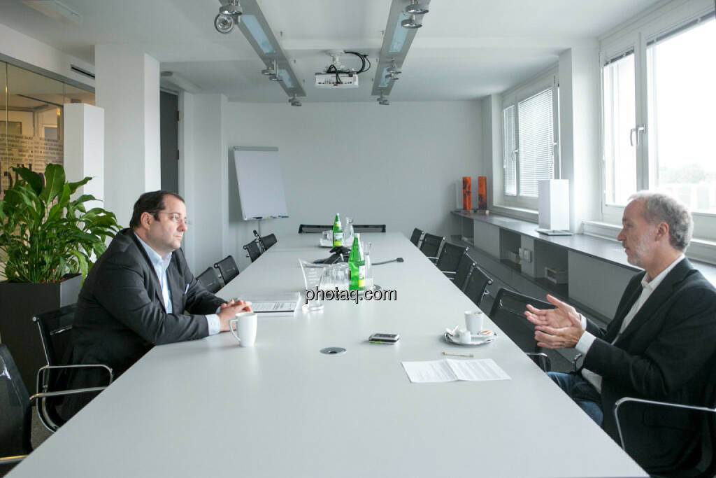 Daniel Riedl (Buwog), Christian Drastil, © Martina Draper/photaq (03.10.2015) 