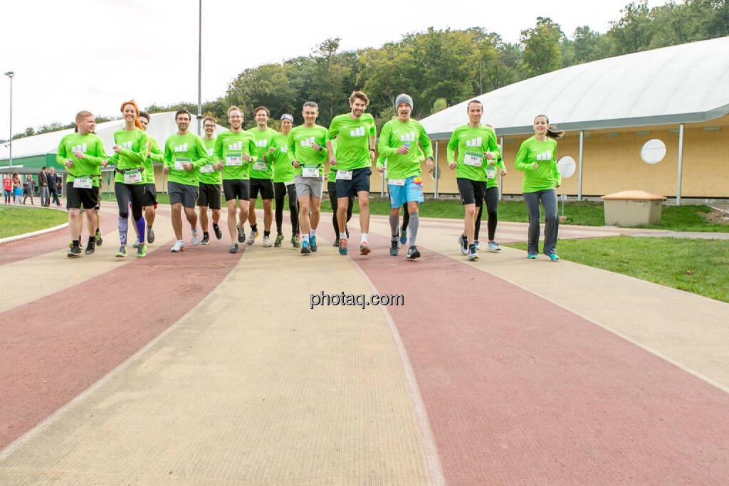 Team wikifolio Runplugged Runners, © Martina Draper/photaq (04.10.2015) 