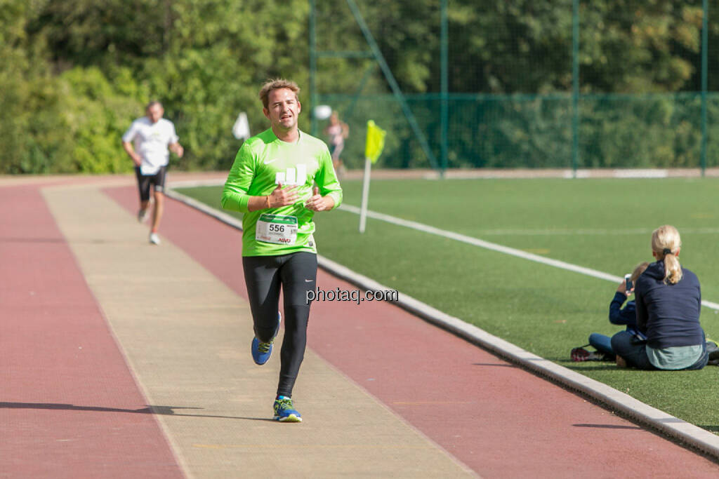 Team wikifolio Runplugged Runners, © Martina Draper/photaq (04.10.2015) 