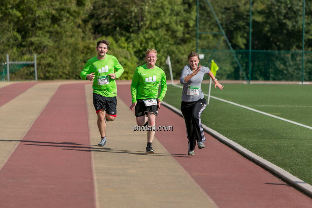 Team wikifolio Runplugged Runners, © Martina Draper/photaq (04.10.2015) 