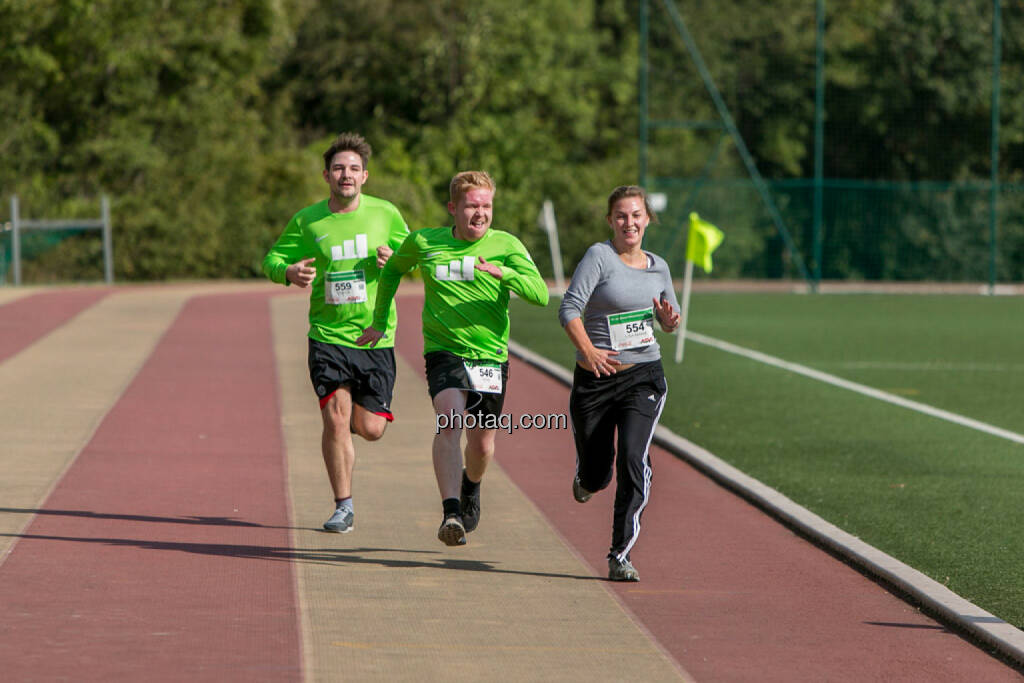 Team wikifolio Runplugged Runners, © Martina Draper/photaq (04.10.2015) 