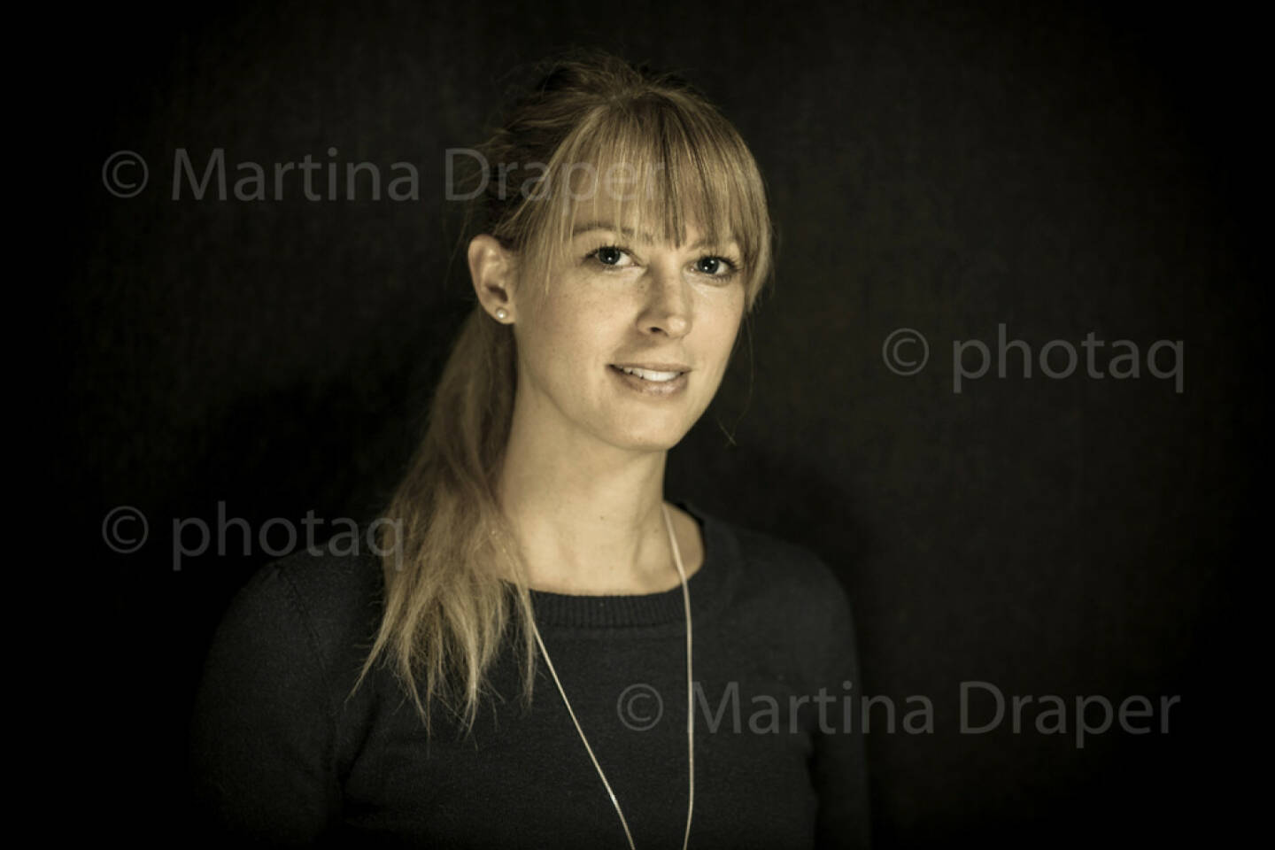 Nina Bergmann (finanzen.at/Springer) #photaqseries http://photaq.com/series