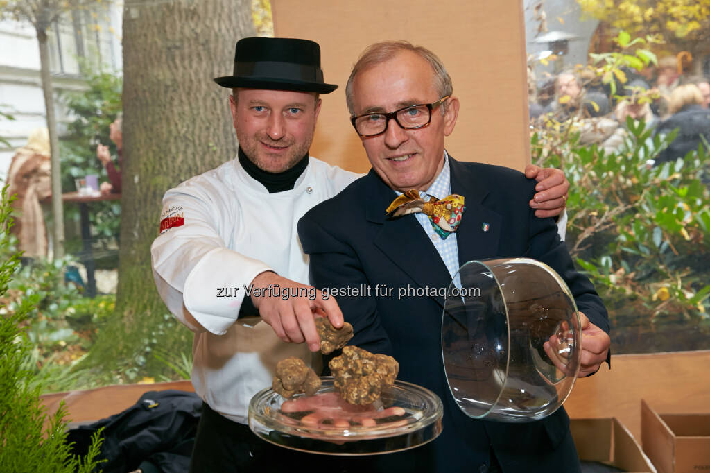 Thomas Edlinger, Arnaldo Miliffi : Der Wiener Trüffelmarkt 2015 : Einladung zur Pressekonferenz am 15.10.2015 um 19:00 im Pan e Giardin in Wien-Landstraße : Fotograf: Alexander Tuma Fa. Starpix G.m.b.H/Fotocredit: Verein Trüffelmarkt, © Aussender (05.10.2015) 