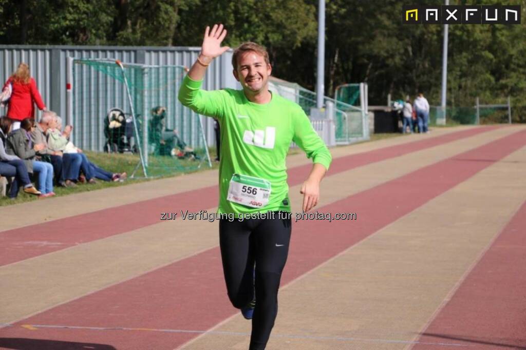 67. Internationaler Wiener Höhenstraßenlauf, wikifolio runplugged runners, © MaxFun Sports (06.10.2015) 