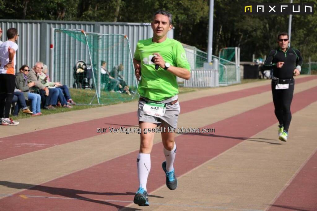 67. Internationaler Wiener Höhenstraßenlauf, wikifolio runplugged runners, © MaxFun Sports (06.10.2015) 