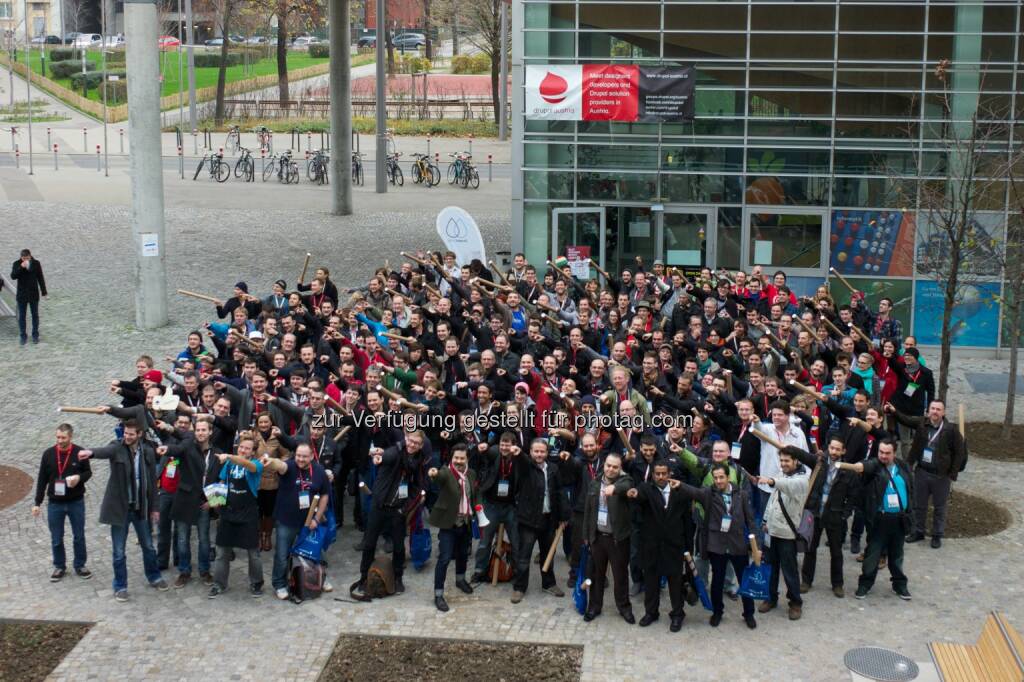 DrupalCamp Vienna : Connecting Open Minds: Vom 27. bis zum 29. November 2015 findet wieder ein internationales DrupalCamp an der FH Technikum Wien statt : 400 Teilnehmer werden web-spezifische Themen wie Content-Management, Content-Strategy, PHP und Drupal behandeln : Fotocredit: Michael Schmid, © Aussender (12.10.2015) 