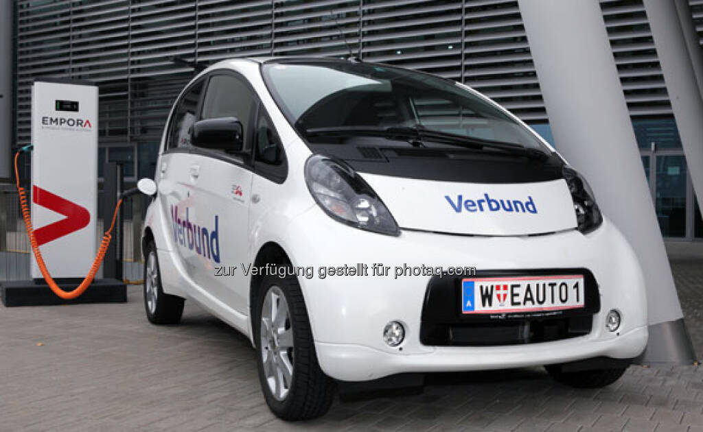 Verbund, Elektroauto, siehe http://www.verbund.com/bg/de/blog/2013/01/12/e-mobile-power-empora-elektromobilitaet (23.03.2013) 