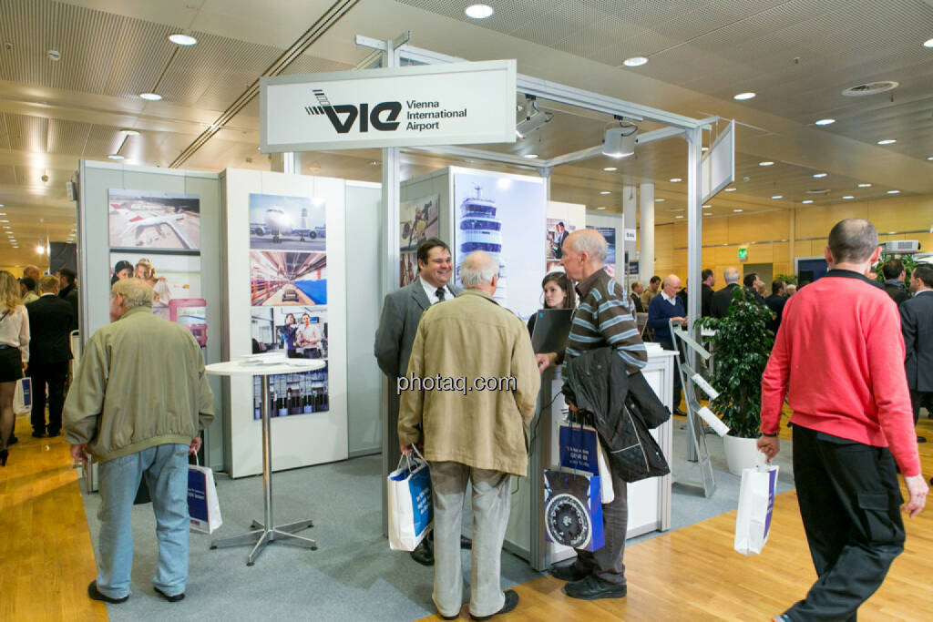 VIE, Flughafen Wien, © Martina Draper/photaq (15.10.2015)