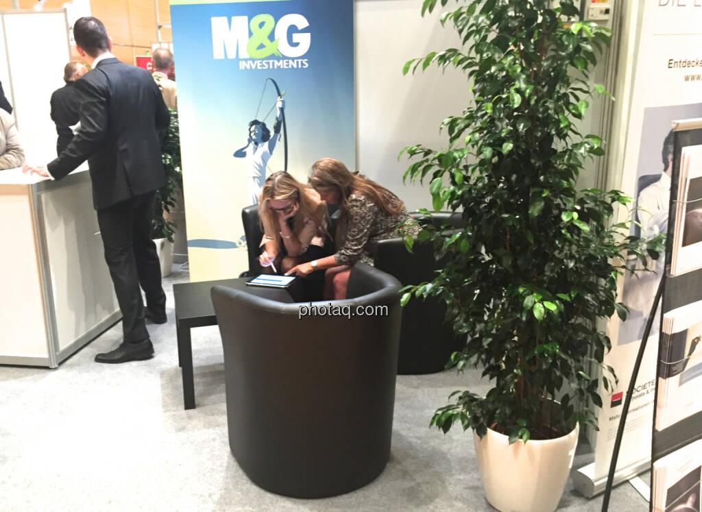 M&G (Handybild), © Martina Draper/photaq (16.10.2015)