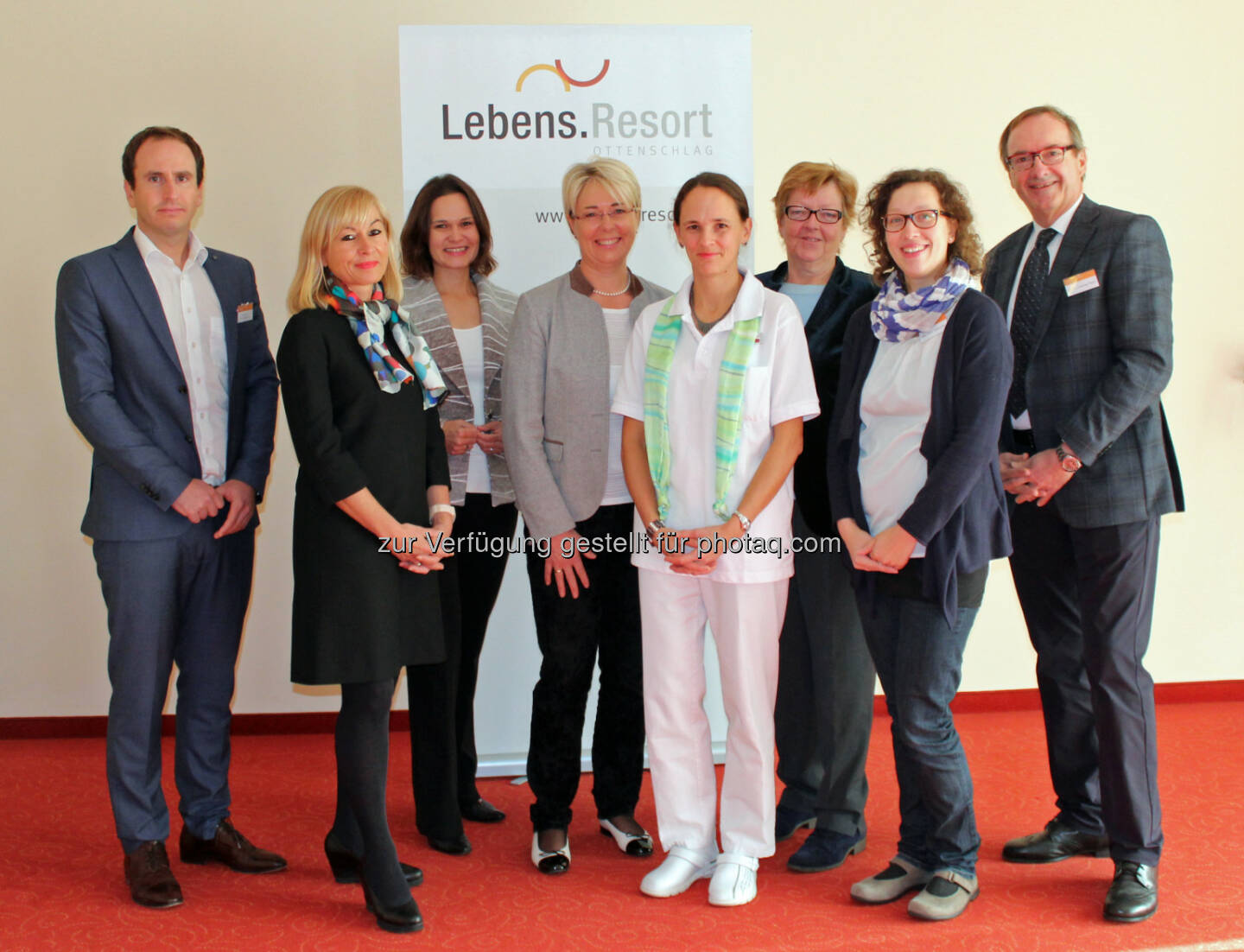 Christoph Pieh, Anita Rieder, Christina Lohninger (Prokuristin), Christiane Handl, Sigrid Ruth, Henriette Walter, Kerstin Matzka-Pöll, Johannes Püspök (Ärztlicher Leiter) : Lebens.Resort Ottenschlag : Kongress Mentale Gesundheit im Dialog : Wissenschaftliche Leitung hatte Henriette Walter, Fachärztin an der Medizinischen Universität Wien / AKH, Mitglied der Arbeitsgruppe Burnout der Wiener Ärztekammer : Fotocredit: Lebens.Resort Ottenschlag