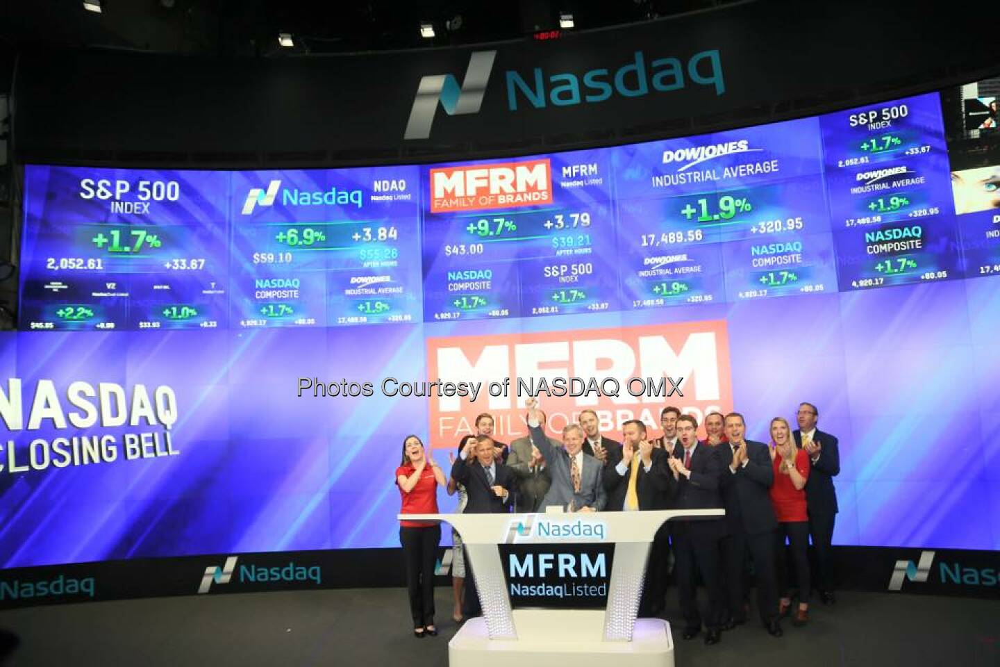 Mattress Firm rings the Nasdaq Closing Bell! $MFRM #MattressFirm #SleepHappy  Source: http://facebook.com/NASDAQ