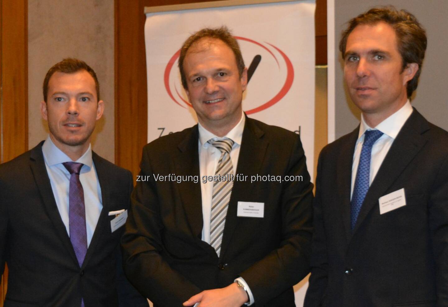 Oliver Wagner (GF ZV Spedition & Logistik), Walter Summersberger (JKU Linz), Wolfram Senger-Weiss (Präsident Zentralverband Spedition & Logistik) : Außenwirtschaftsrechtstag 2015: Österreichs Expertentagung an der JKU übertraf alle Besuchererwartungen : Schwerpunkt der von Zentralverband Spedition & Logistik und JKU Linz organisierten Veranstaltung war die Ausfuhr im Umsatzsteuer-, Zoll- und Exportkontrollrecht : Fotocredit: ZV Spedition & Logistik/Kravtschenko