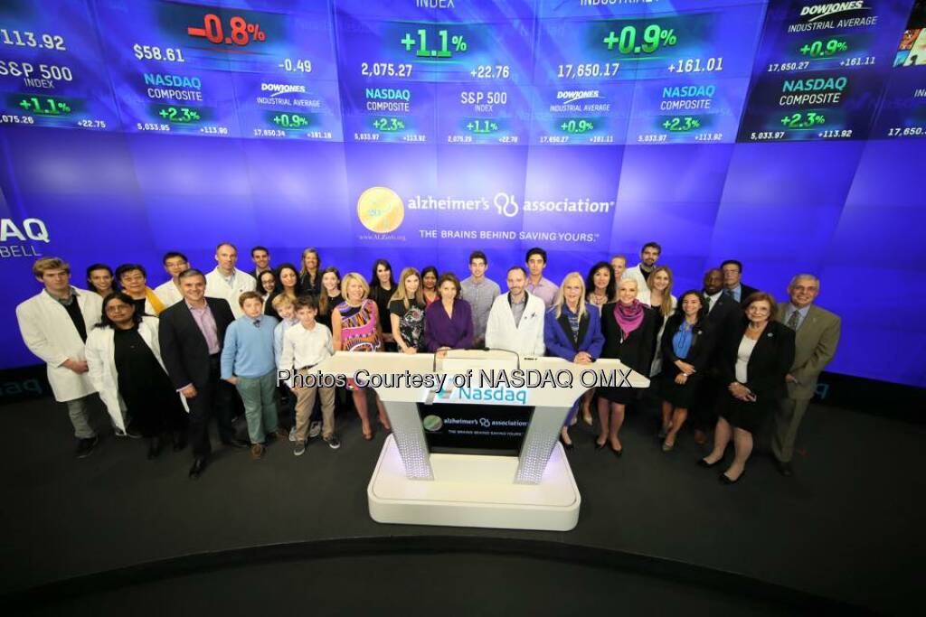 The Alzheimer's Association rang the Nasdaq Closing Bell! #alzheimers #endalz  Source: http://facebook.com/NASDAQ (25.10.2015) 