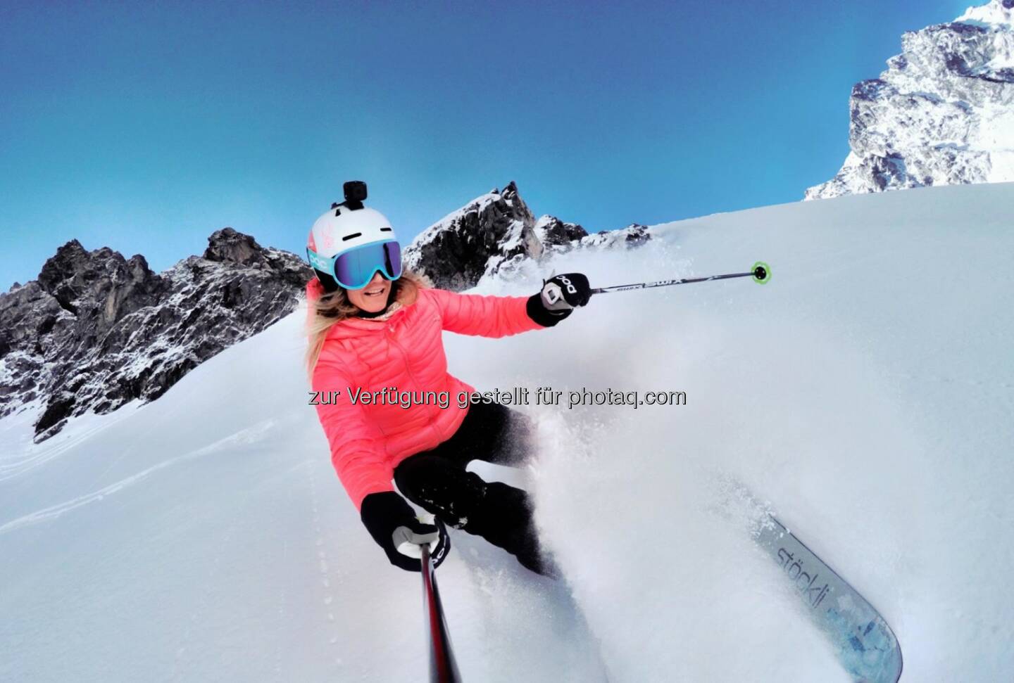 It's that time! Olympian Julia Mancuso is here for a Q + A! 

She'll be giving away a HERO4 Session + a winter bundle to one lucky participant so hit her with your best questions.  Source: http://facebook.com/gopro