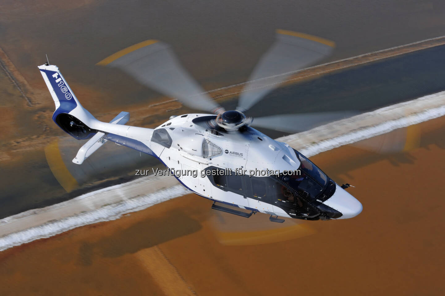 Airbus Helicopter H160 im Peugeot Design : Das Designlab des renommierten Automobilherstellers Peugeot entwickelte das Außendesign für den neuen Airbus Hubschrauber H160 : Fotocredit: Peugeot