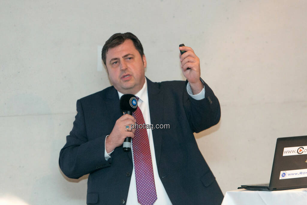 Jochen Staiger, Swiss Resource Capital AG, © Martina Draper/photaq (12.11.2015)