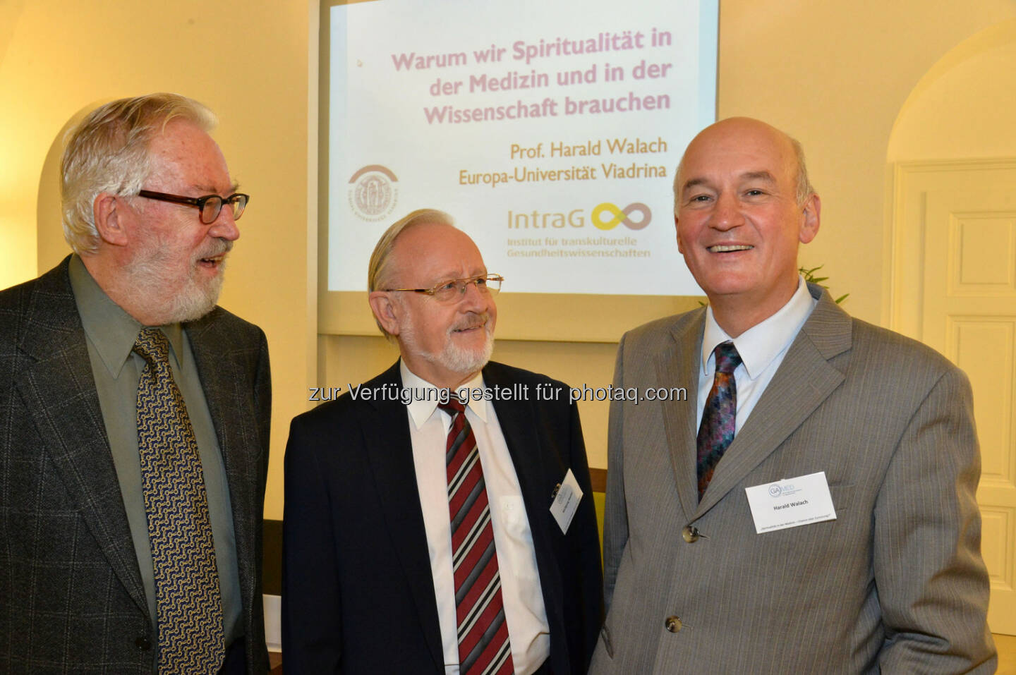 Herbert Pietschmann (Physiker), Wolfgang Marktl (Präsident Gamed), Harald Walach (Institut transkulturelle Gesundheitswissenschaften/IntraG, Europa-Universität Viadrina, Frankfurt/Oder) : Symposium der Wiener Internationalen Akademie für Ganzheitsmedizin (Gamed): „Spiritualität in der Medizin – Chance oder Zumutung?“ : Lange Zeit schien Spiritualität in der rein naturwissenschaftlich orientierten Medizin keinen Platz zu haben. Heute wird jedoch zunehmend ihre Bedeutung (wieder-)erkannt : Fotocredit: ©wdw/Denk