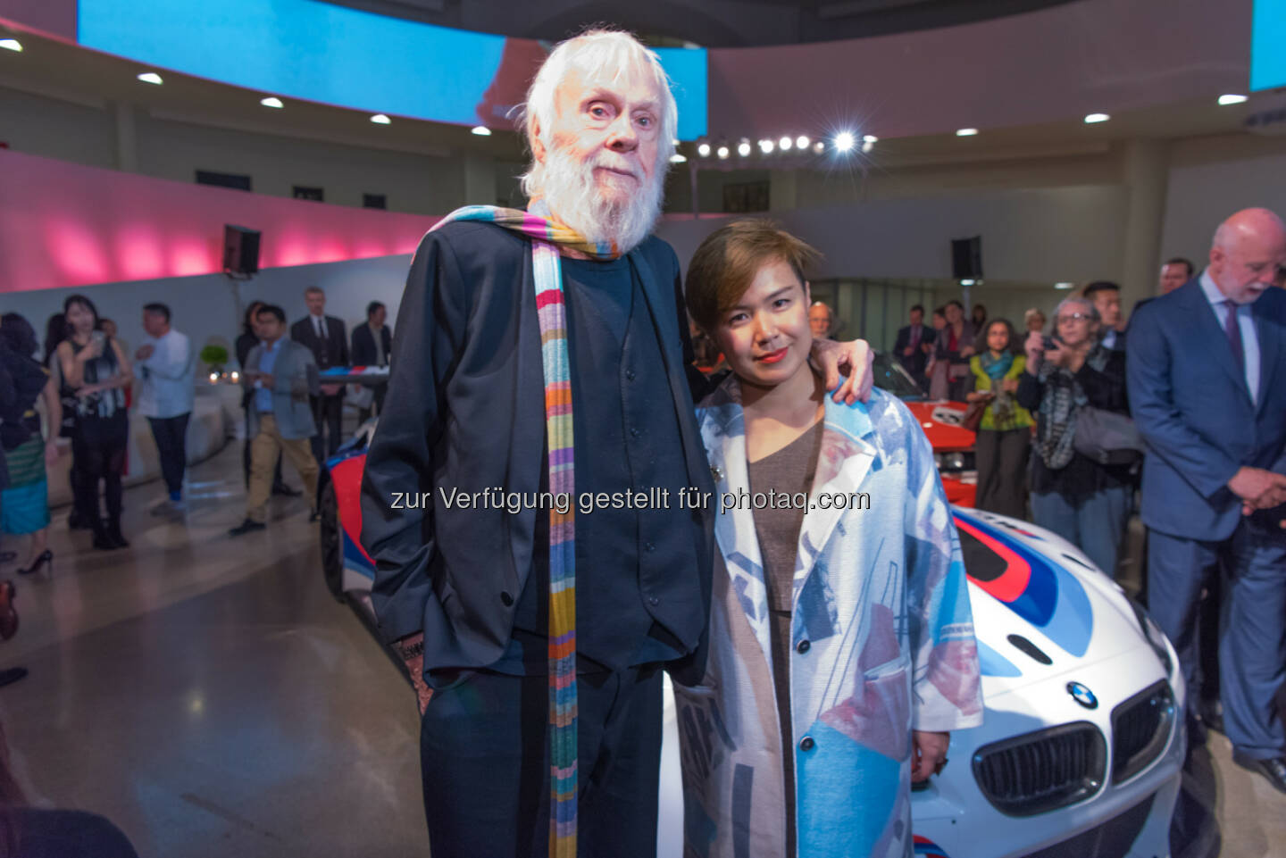 John Baldessari, Cao Fei, Guggenheim Museum, New York : Die neuen BMW Art Car Künstler : Beide Künstler werden im nächsten Jahr einen BMW M6 GT3 gestalten, der 2017 museal präsentiert wird und sich ebenfalls auf der Rennstrecke bewähren muss.© BMW Group