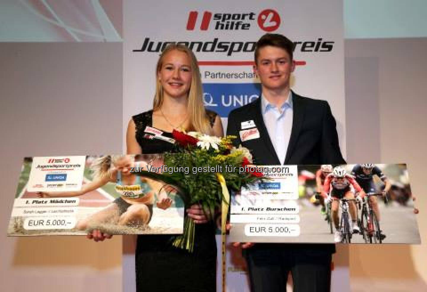 Der Sporthilfe-Jugendsportpreis 2015 wurde an die Leichtathletin Sarah Lagger und den Radsportler Felix Gall verliehen. Als offizieller Partner möchten wir den beiden zu ihrer hervorragenden Leistung gratulieren und wünschen ihnen weiterhin viel Erfolg.

Fotocredits: Sporthilfe/GEPA Pictures  Source: http://facebook.com/uniqa.at