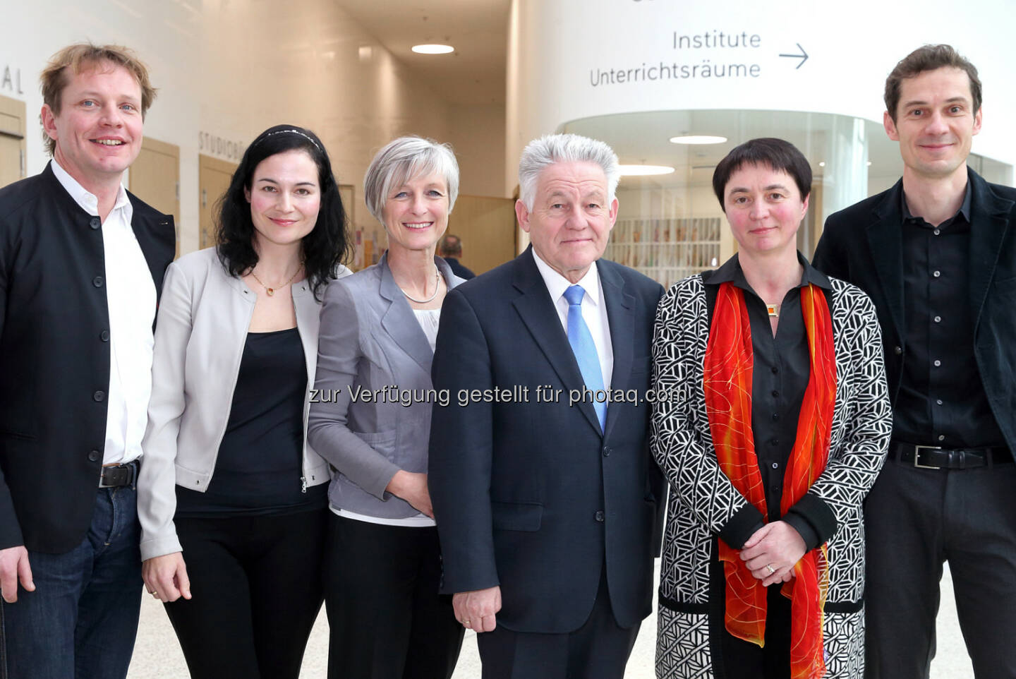 Matthias Seyfert (Architekt), Susanne Seyfert (Architektin), Brigitte Mössenböck (Projektleiterin Universitätsdirektorin), Josef Pühringer (Landeshauptmann), Ursula Brandstätter (Rektorin), Dietmar Moser (Architekt) : Eröffnung der neuen Anton Bruckner Privatuniversität in Linz : Fotocredit: Land OÖ/Kauder