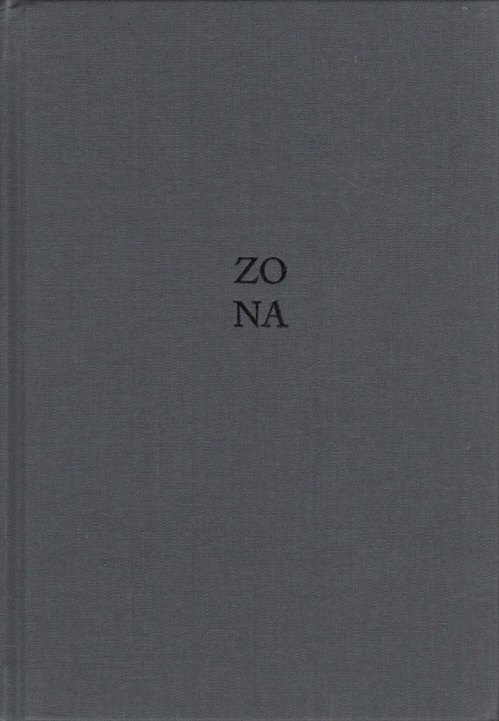 Nuno Moreira - ZONA, Self published 2015, Cover - http://josefchladek.com/book/nuno_moreira_-_zona