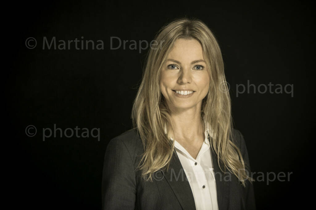 Halla Gudrun Mixa (Shazam-Österreich-Managerin) http://photaq.com/series, © Martina Draper/photaq (09.12.2015) 