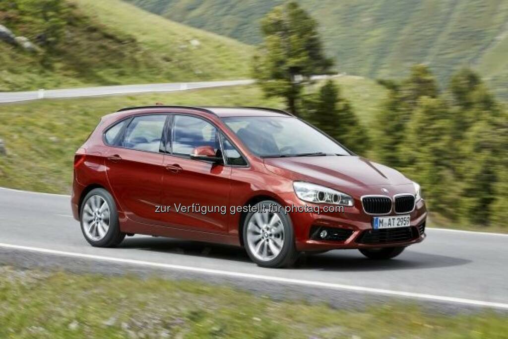 Der neue BMW 218 d Active Tourer : BMW Group erzielt im November neuen Absatzrekord - 6,9% Absatzwachstum seit Jahresbeginn : © BMW Group, © Aussendung (10.12.2015) 