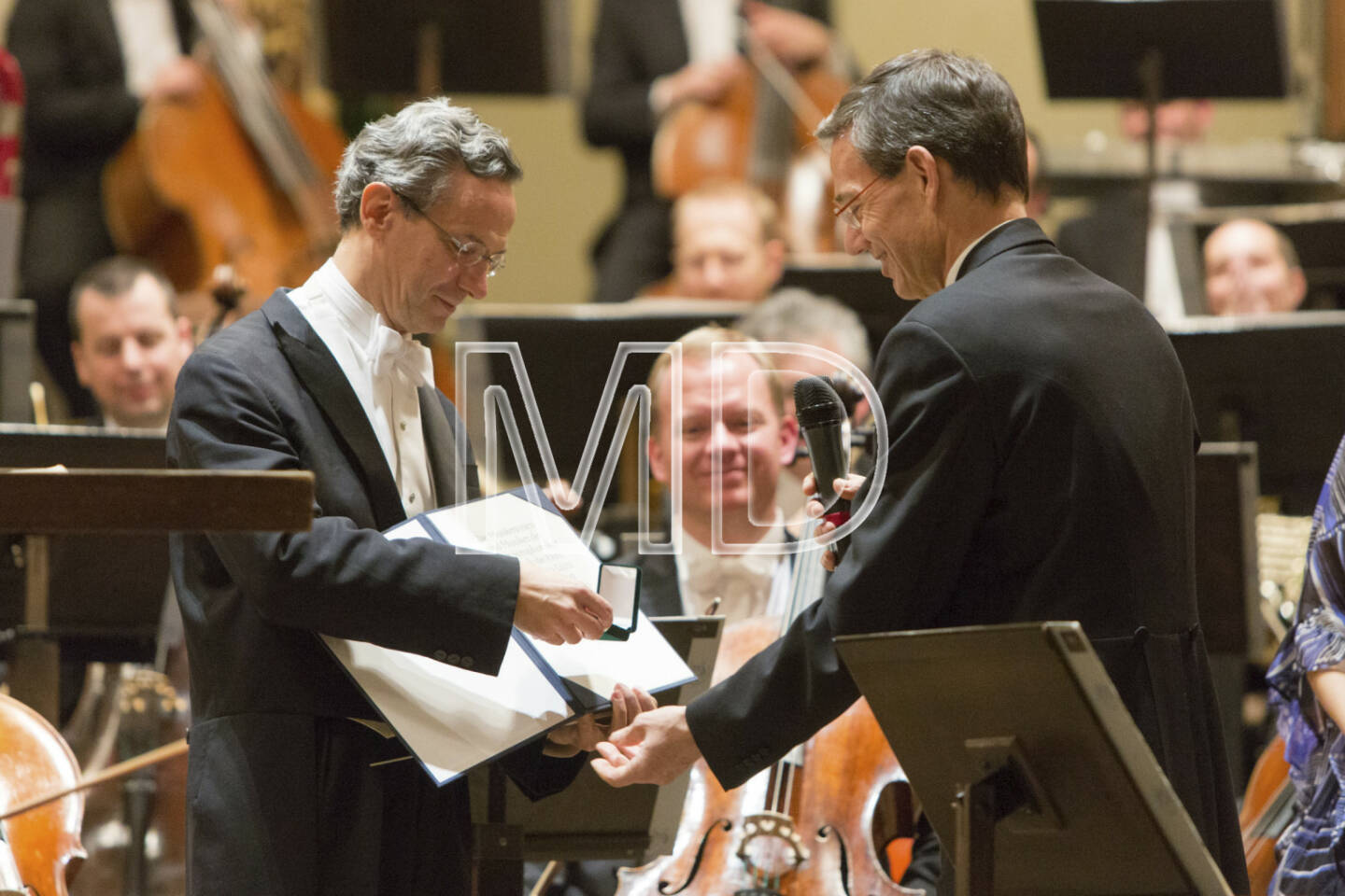 Fabio Luisi  (Chefdirigent Wiener Symphoniker),  Herbert Müller (Orchestervorstand Wiener Symphoniker)
