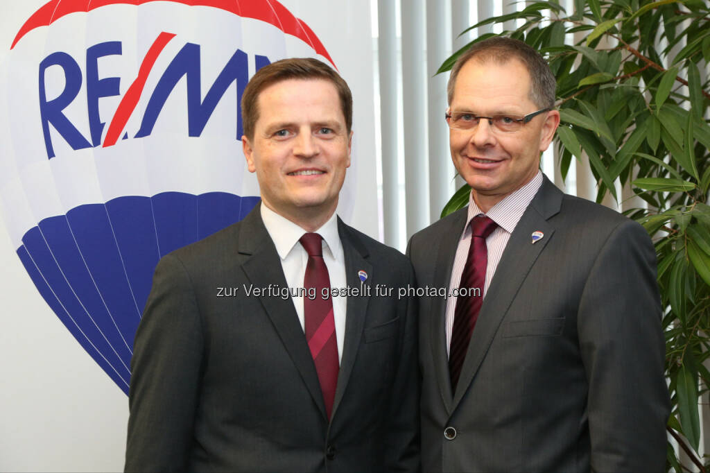 Bernhard Reikersdorfer (Geschäftsführung Re/Max Austria), Anton Nenning (Managing Director Re/Max Austria): Re/Max Immobilienmarkt: 2016 wird ein gutes Jahr: Re/Max steigerte 2015 Transaktionsvolumen um +7,7% und Transaktionsanzahl um +5%, © Aussender (07.01.2016) 