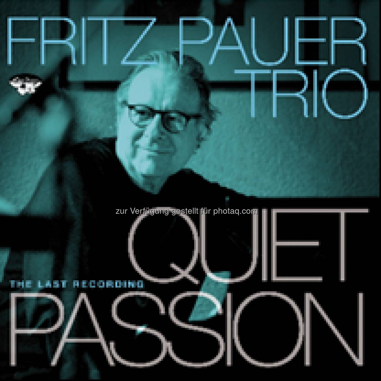 Fritz-Pauer-Trio: Eine lebende Legende zu seinen Lebzeiten, internationale Musiker, die sich in Ehrfurcht vor ihm verneigen – vor ihm, einen bescheidenen, empathischen und liebenswürdigen Mann. Fritz Pauer, den Pianist Horace Parlan zu den beeindruckendsten Pianisten Europas zählte und der Jahrelang mit Art Farmer, Benny Golson, Sheila Jordan und Johnny Griffin musizierte. „Fritz Pauer hatte alle Stile in sich – und er konnte sie auch spielen. Er war nie geschmäcklerisch, nie platt oder langweilig, sondern von einer unglaublichen Kreativität beseelt“, meint Jazzland-Chef Axel Melhardt, der den Pianisten Jahrzehnte lang kannte und ihn häufig in seinem Club auftreten ließ. Vom 26. bis 28. Mai 2012 hat das legendäre Fritz-Pauer-Trio - mit Johannes Strasser am Bass und Joris Dudli am Schlagzeug - im Artis-Studio im 2. Wiener Gemeinde-Bezirk nach einer kleinen Tournee eine Trio-CD aufgenommen. Das nun vorliegende Doppel-Album ist diese Studioaufnahme und die letzte Einspielung des Fritz Pauer Trios. Ein Vermächtnis.