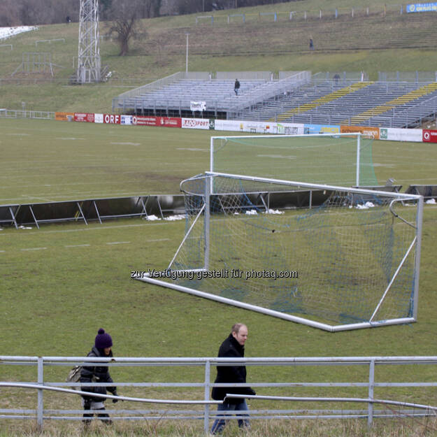 philoro hatte am 29. März zur Schatzsuche im Stadion der Hohen Warte eingeladen. Es ging um einen Schatz aus purem Gold, Wert mehr als 1500 Euro. Hier Bilder von der Schatzsuche., © <a href=