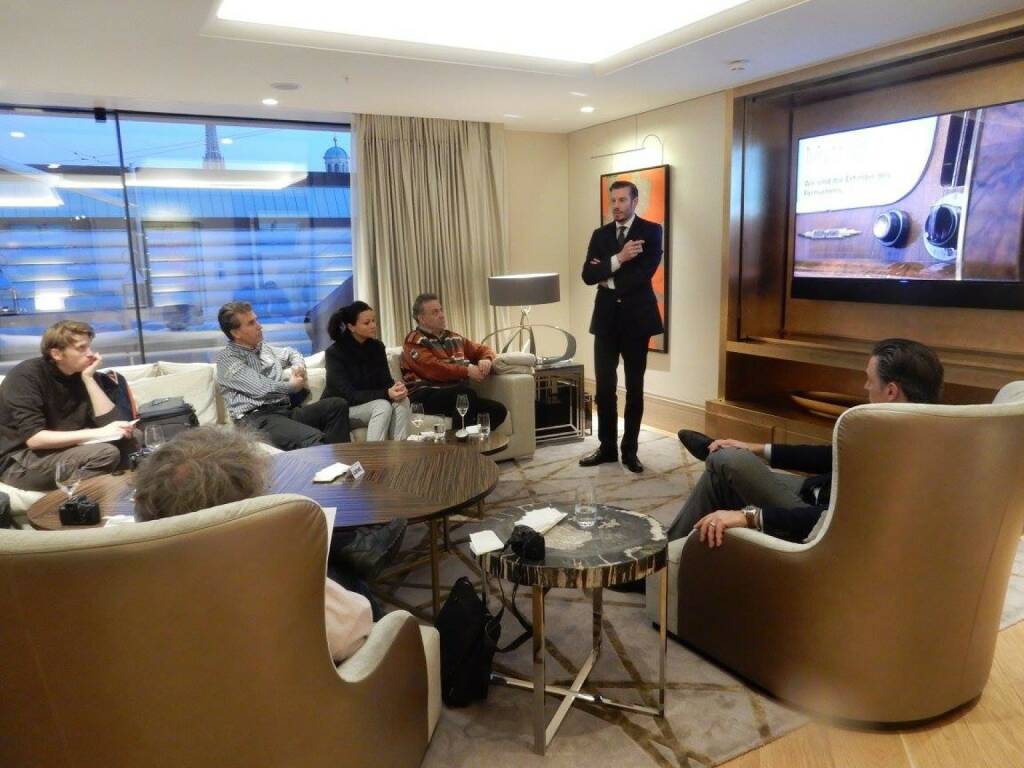 LOEWE-PK im Park Hyatt, Jänner 2016: Bei der LOEWE Pressekonferenz in der Royal Penthouse Suite präsentierten LOEWE CEO Mark Hüsges und der Leiter des Gesamtvertriebs, Kurt Doyran, zum Neustart des Unternehmens in Österreich die aktuelle Strategie des deutschen Premium-Herstellers.  (18.01.2016) 